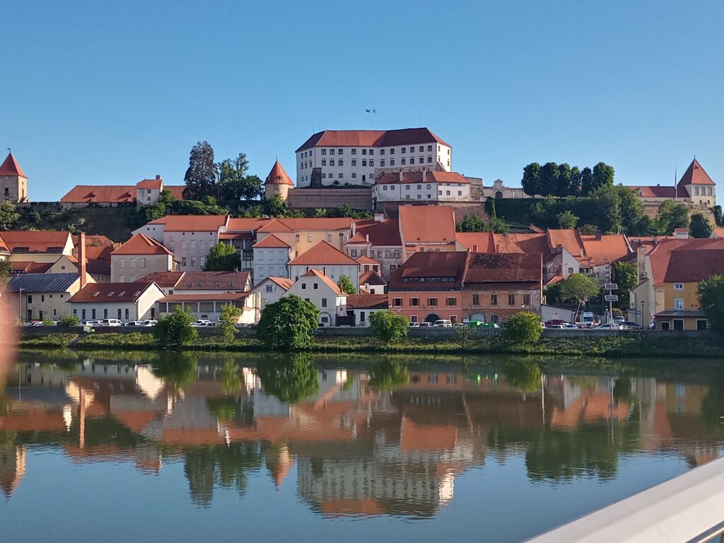 OZARINE IGRE NA PTUJU